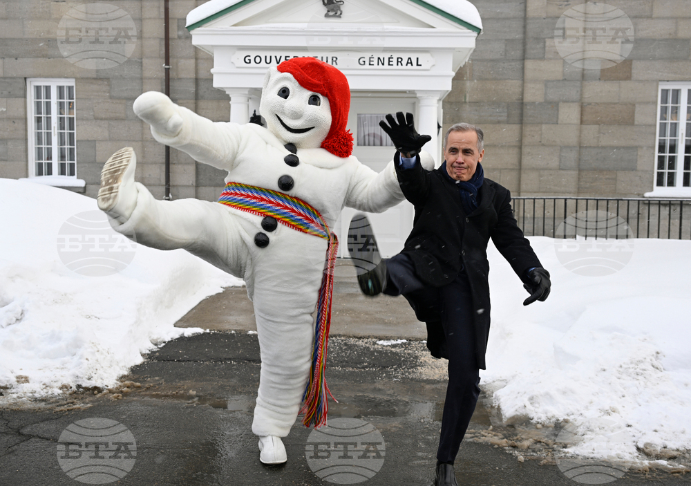 APTOPIX Canada Carney