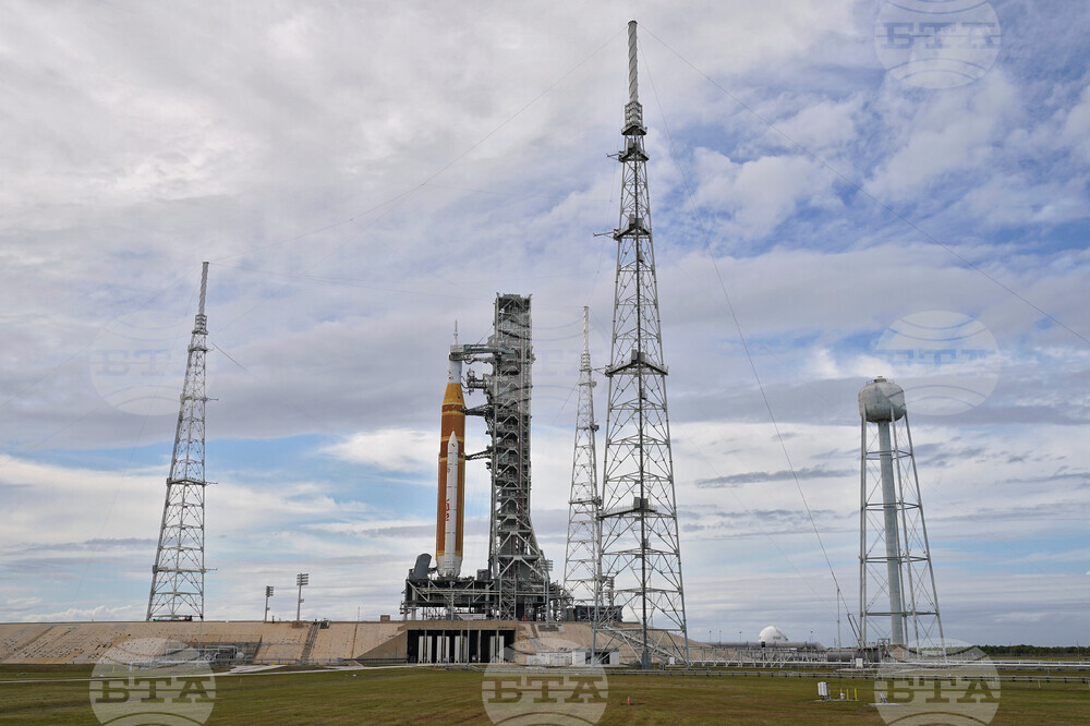 NASA Artemis Moon Shot