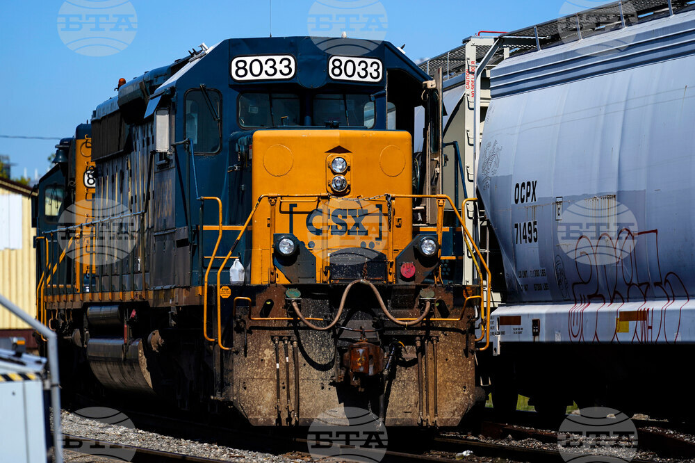 Earns CSX