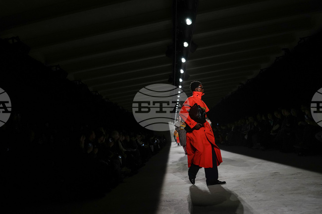 France Fashion Dries Van Noten F/W 26/27