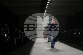 France Fashion Dries Van Noten F/W 26/27