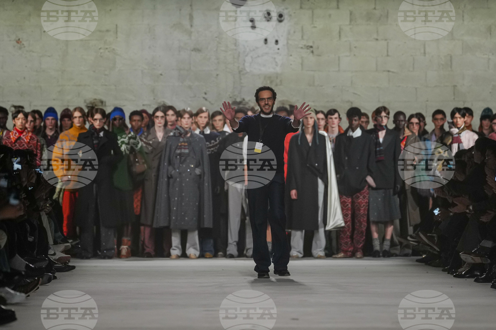 France Fashion Dries Van Noten F/W 26/27