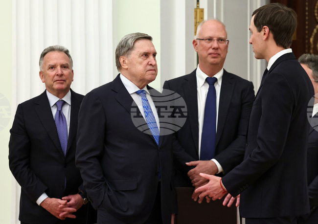 Русия и САЩ обсъдиха ядрените оръжия и се споразумяха да започнат скоро преговори, съобщи Кремъл