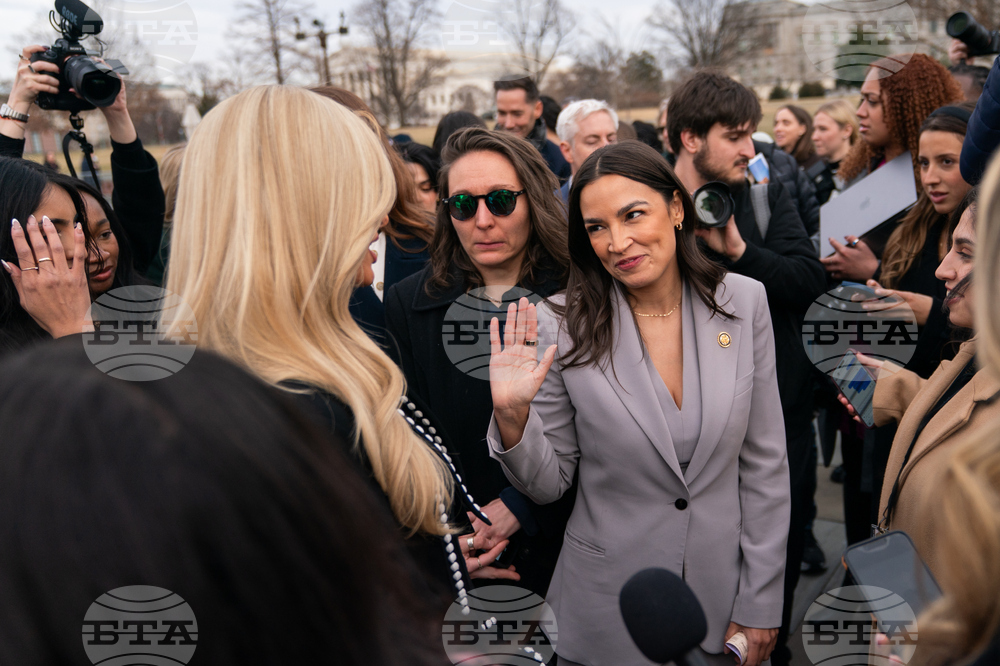 Paris Hilton Forged Images