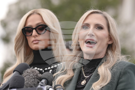 Paris Hilton Forged Images