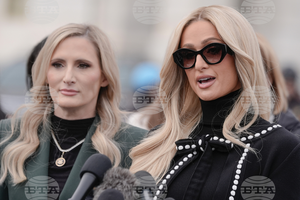 Paris Hilton Forged Images