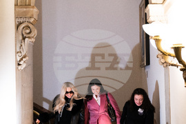 Paris Hilton Forged Images