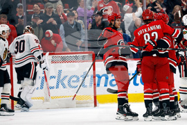 Blackhawks Hurricanes Hockey