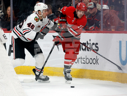 Blackhawks Hurricanes Hockey