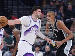 Spurs Jazz Basketball