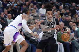 Spurs Jazz Basketball