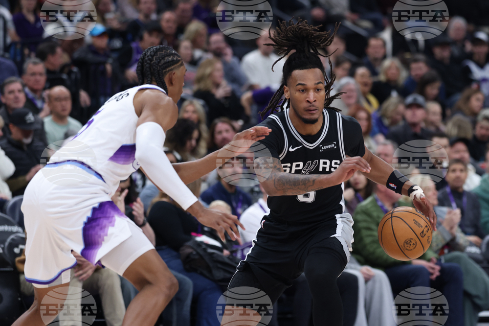 Spurs Jazz Basketball