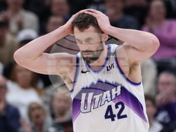 Spurs Jazz Basketball