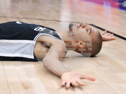 Spurs Jazz Basketball