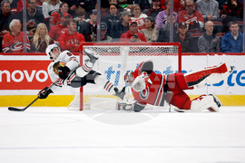 Blackhawks Hurricanes Hockey