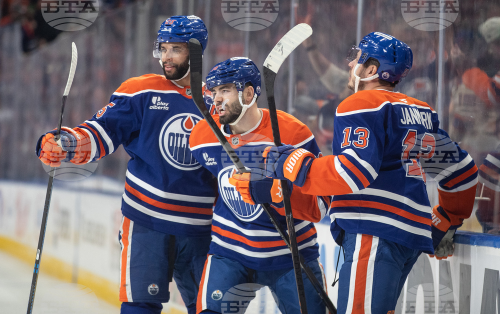 Penguins Oilers Hockey