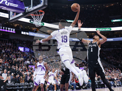 Spurs Jazz Basketball