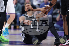 Spurs Jazz Basketball