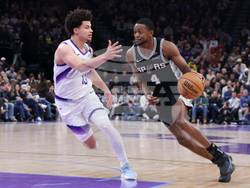 Spurs Jazz Basketball