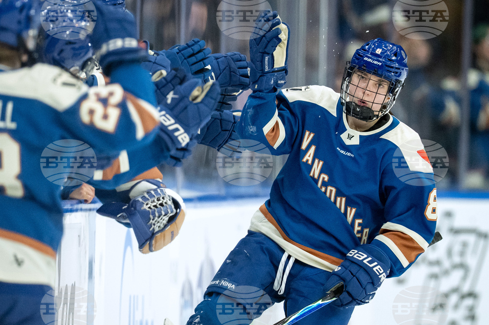 PWHL Sceptres Goldeneyes Hockey