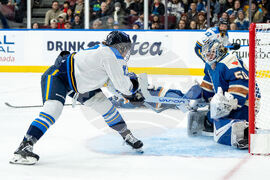 PWHL Sceptres Goldeneyes Hockey