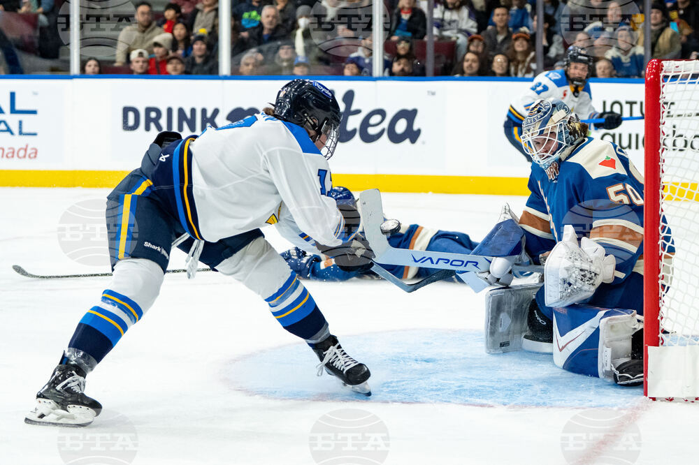 PWHL Sceptres Goldeneyes Hockey