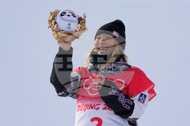 Chloe Kim Snowboarding