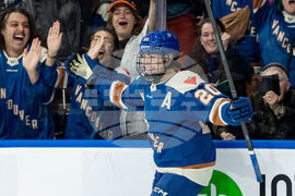 PWHL Sceptres Goldeneyes Hockey