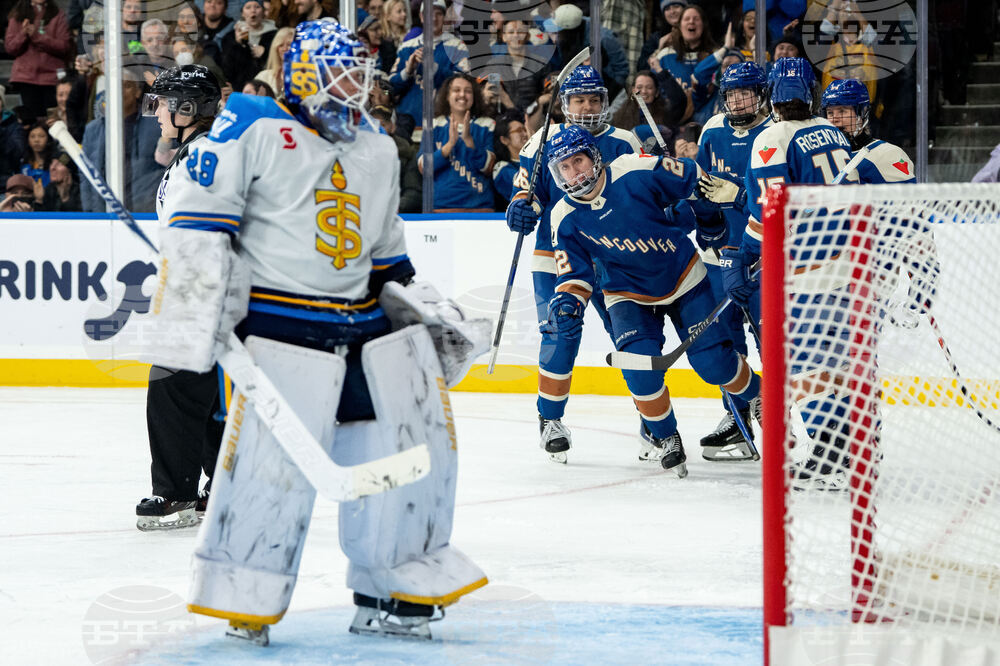 Sceptres Goldeneyes Hockey