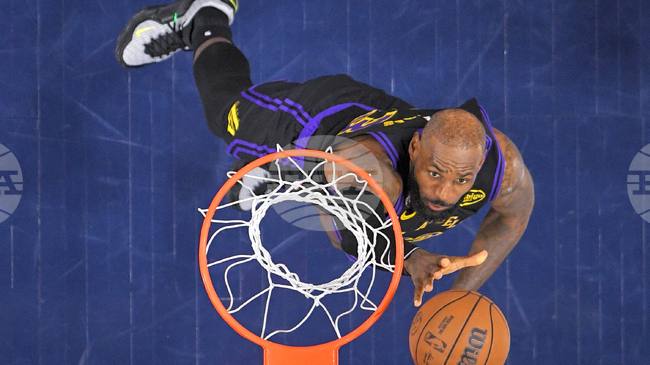 Клипърс победи Лейкърс в дербито на Лос Анджелис в Националната баскетболна асоциация