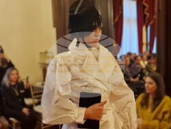 Йозлем Сюер, един от водещите модни дизайнери на Турция, представи в София колекция на тема „Истанбул–София“, снимка – Даниел Димитров/БТА