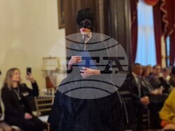 Йозлем Сюер, един от водещите модни дизайнери на Турция, представи в София колекция на тема „Истанбул–София“, снимка – Даниел Димитров/БТА