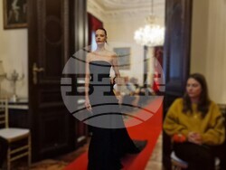 Йозлем Сюер, един от водещите модни дизайнери на Турция, представи в София колекция на тема „Истанбул–София“, снимка – Даниел Димитров/БТА