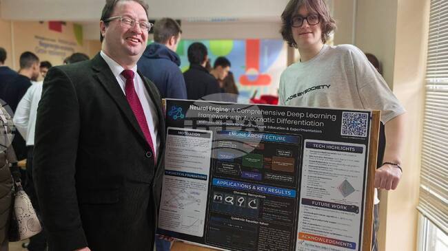 Ученик от Монтана, разработил електронна библиотека за невронни мрежи с три приложения, получи поредна награда