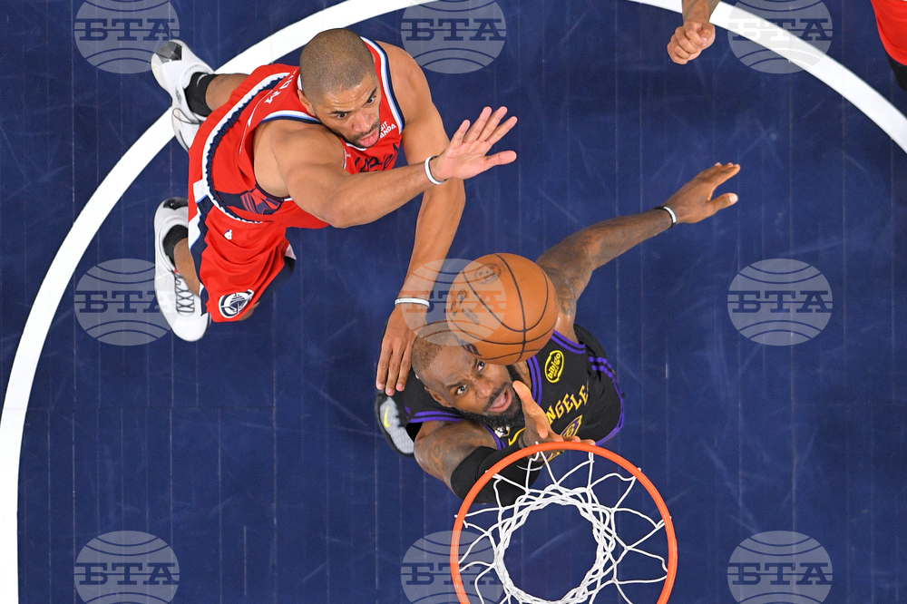 APTOPIX Lakers Clippers Basketball