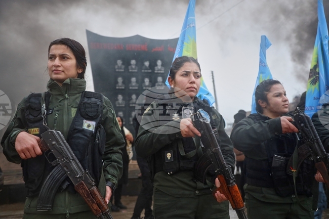 Турски футболен клуб е заплашен със санкции след споделяне на видео в подкрепа на кюрдските бойци в Сирия 