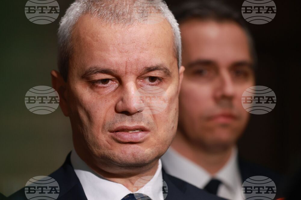 Парламент - кулоари - „Възраждане“ - пресконференция