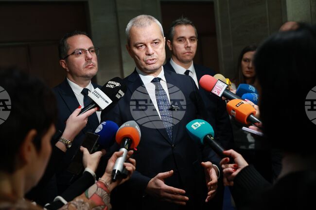 Парламент - кулоари - „Възраждане“ - пресконференция