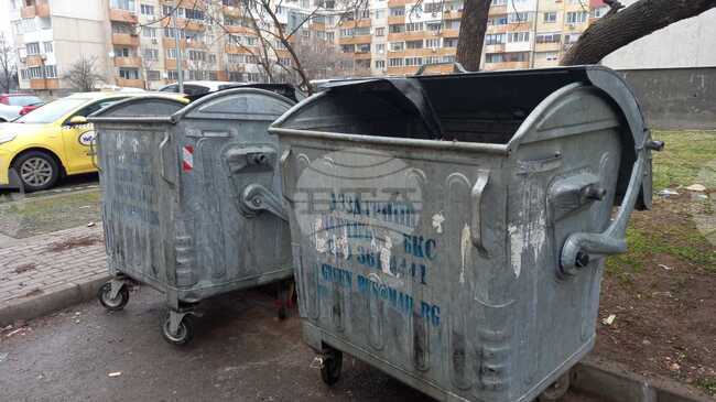 За един ден от районите „Слатина“ и „Подуяне“ са извозени 128 тона отпадъци, съобщиха от Столичната община