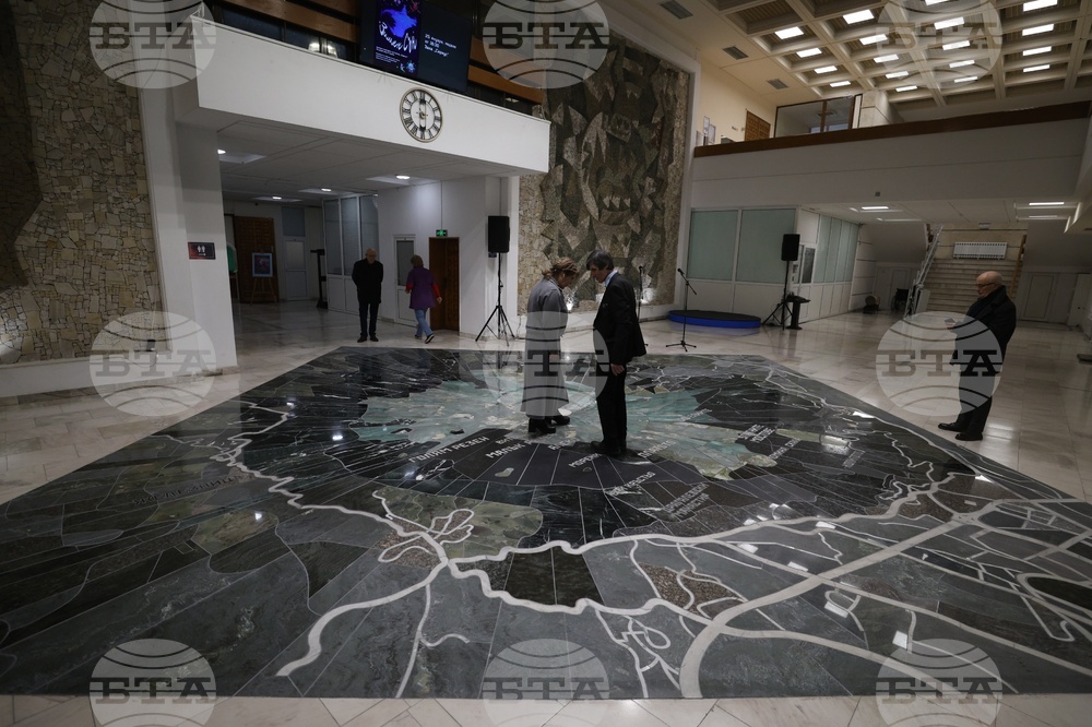 Общински културен институт „Красно село“ - мозайка „Зелено сърце“ - откриване