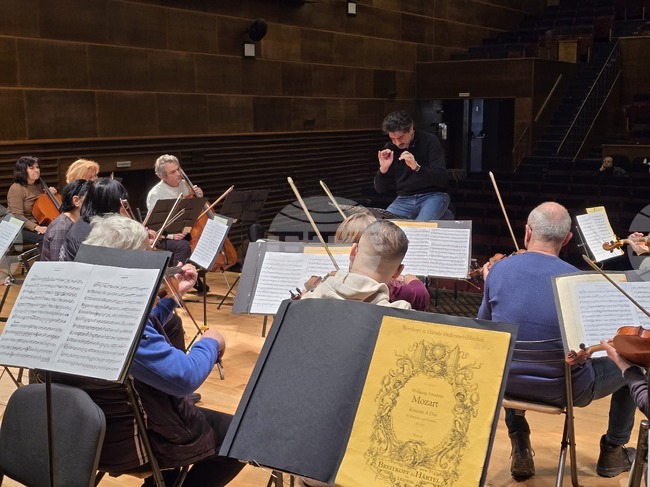 Сливенският симфоничен оркестър открива годината с концерт, посветен на 270 години от рождението на Моцарт