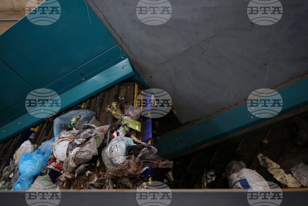 Село Равадиново - площадка за предварително третиране на смесени битови отпадъци - откриване