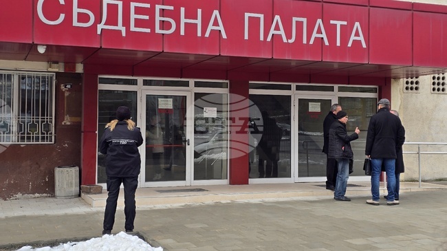 Заболяване на адвокат отложи за 27 февруари разпоредителното заседание по делото срещу бившия кмет на Кърджали и още трима за длъжностно присвояване 