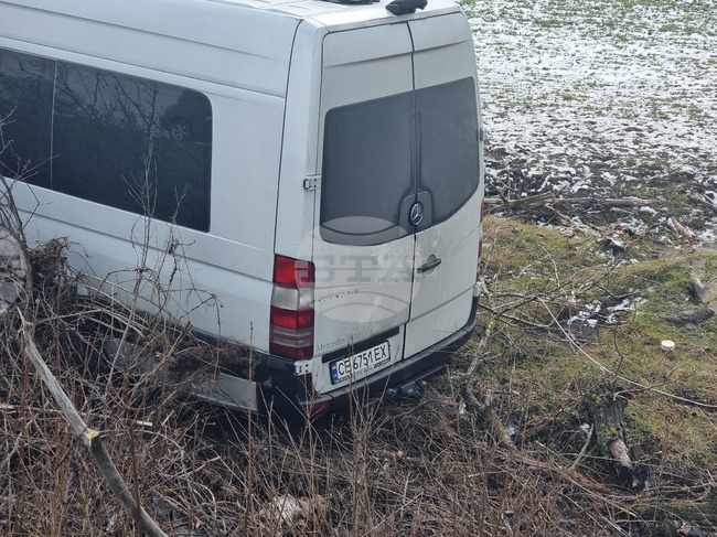 Единайсет души са пострадали при пътни произшествия в страната през изминалото денонощие 