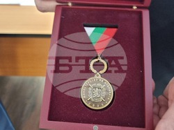 Добрич - областен управител - отличие