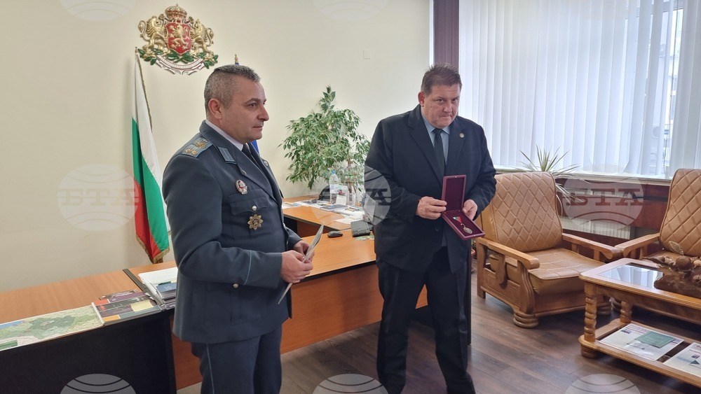Добрич - областен управител - отличие