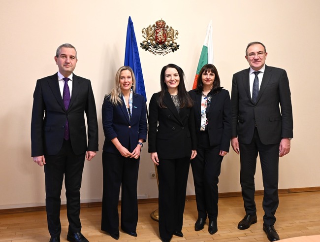 UNICEF’s Regional Director for Europe and Central Asia Meets with Outgoing Social Policy Minister, Deputy Foreign Minister in Sofia 