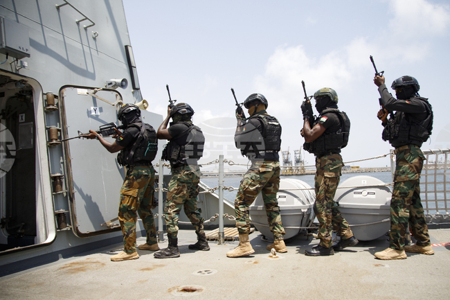 Шестима души загинаха при блъсканица по време на кампания за набиране на военнослужещи в Гана