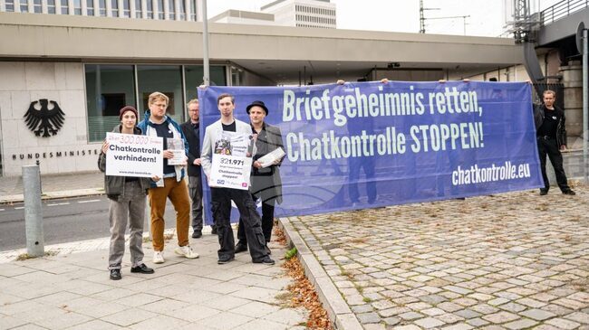 Европейски нюзрум: Блокиране на изображения със сексуално съдържание - борбата на Европейския съюз за по-голяма онлайн безопасност 