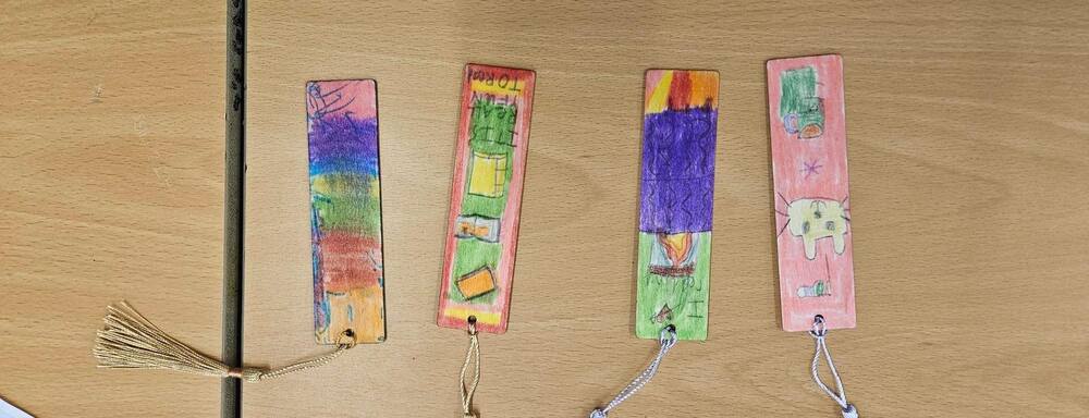 Кръжок на тема „Книгоразделител“ се състоя в Българското училище „Д-р Петър Берон“ в Рединг, Англия